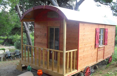 Gruissan Cabin | Bohemian holidays!