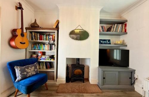 Staple Hill House | Boho-Chic Cottage Retreat