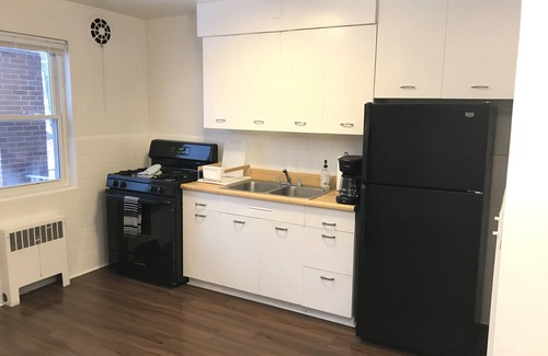 Westwood Apartment | BOHO Inspired, Pet Friendly, 2 bed 1 bath Apartment