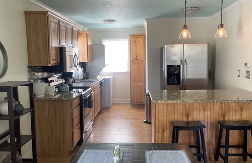 Historic District - North House | Boho South Bungalow, 1 block off Forsyth Park