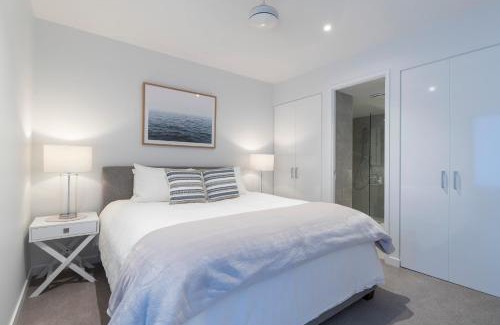 Bokarina Apartment | Bokarina Beachfront Apartment