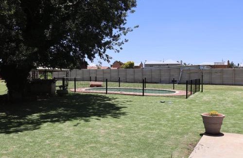 Ekurhuleni Hotel | Boksburg Guest House