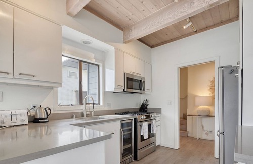 Bolinas House | Bolinas Beach Home - Over the water with spectacular views