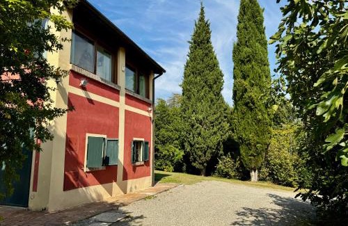 Sasso Marconi House | BolognaRoomscom - B and B La Cascina
