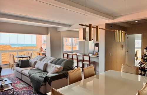 Cachoeira do Bom Jesus Apartment | Bom Jesus Waterfall Luxury apartment with 3 suites, 30 meters from the beach