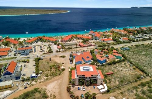 Hato Apartment | Bon Bini Bon Bida with Lovely Communal Pool