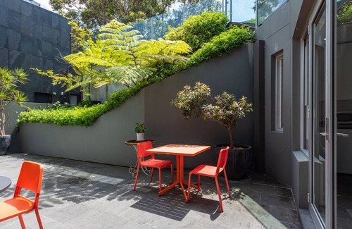 North Bondi Apartment | Bondi Views, Stunning Reviews, The Perfect Escape From Everyday Blues/Sept Deal