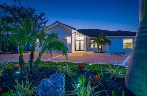 Bonita Springs House | Bonita Lake Home