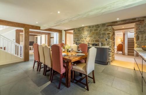 Helston House | Bonython Farmhouse