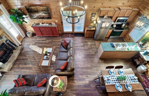 Sevierville Cabin | Book Xmas & 2026 now!|King bd|Dollywood|Arcade