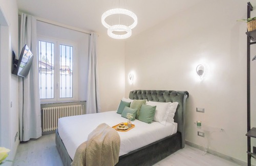 Cernobbio Apartment | Bordeaux & Green Apartments in Cernobbio