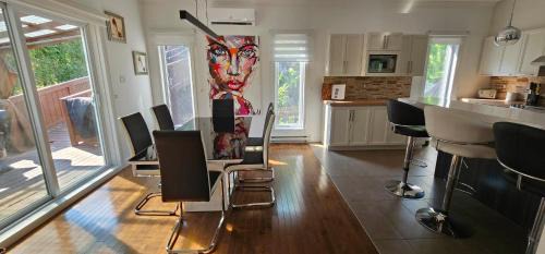 Saint-Brigitte-de-Laval House | Boreal Heaven Hot Tub