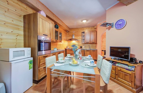 Borgata Sestriere Apartment | Borgata Family Studio Ski In Ski Out 300m