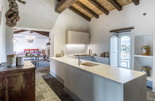 Rovittello House | Borgo Rovittello, traditional Sicilian house with pool immersed in vineyards.