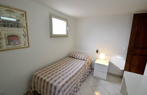 Diso House | Borgo Salino B: A characteristic and welcoming three-story apartment in the characteristic style of the Apulian countryside, with Free WI-FI.