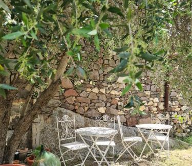 Oschiri Bed & Breakfast | Borgo Santo Stefano