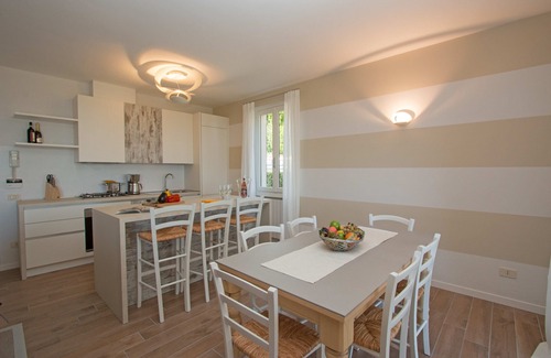 Soiano del Lago House | Borgo Stropea 1 by Wonderful Italy