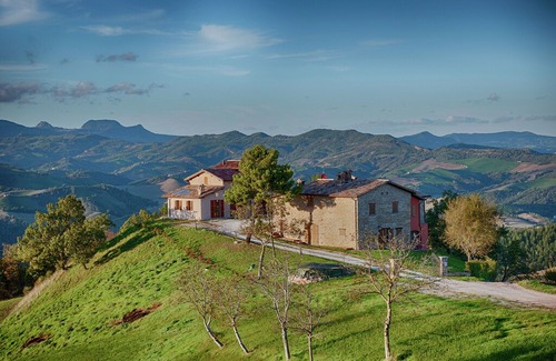 SantʼAngelo in Vado Villa | Borgo with mini pool in the Apennines, unspoiled nature, beautiful views