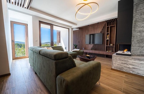 Divcibare Apartment | BOROVI ROYAL wellness&spa