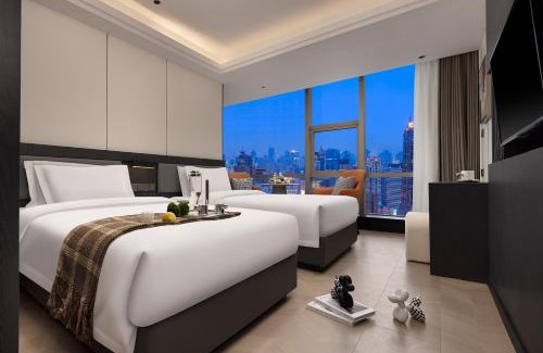 Yuzhong Hotel | Borui Starry Sky View Hotel (Chongqing Jiefangbei Pedestrian Street Hongyadong Branch)
