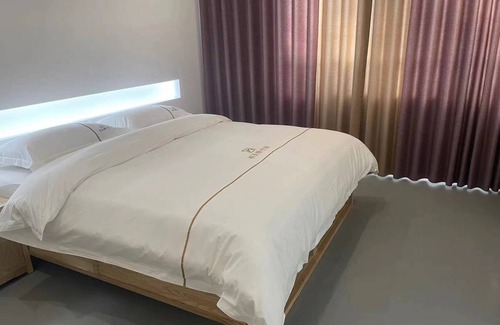 Danxia Apartment | boshengmanzhuyuminsu