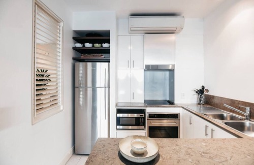 Palm Cove Apartment | Bottlebrush A Beachside Resort Paradise