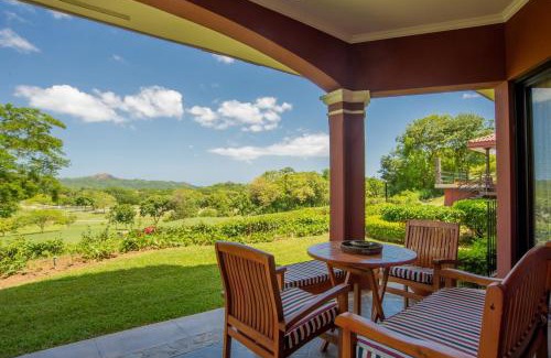 Brasilito House | Bougainvillea 5102 Luxury Apartment - Reserva Conchal