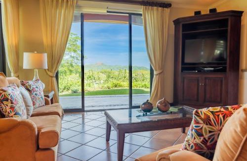 Brasilito House | Bougainvillea 5102 Luxury Apartment - Reserva Conchal