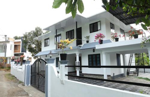 Udumbanchola House | Bougainvillea Homestay