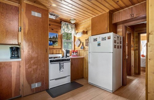 Boulder Bay Cabin | Boulder Bay Getaway - Cozy Cabin