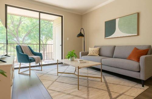 North Arlington Apartment | Boulevard Stays Calm 1BR King Retreat Poolside Bliss Gym & Parking