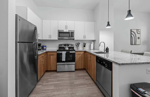 Tempe Apartment | Boulevard Stays Modern Tempe 1BR ASU Pool, Gym 03