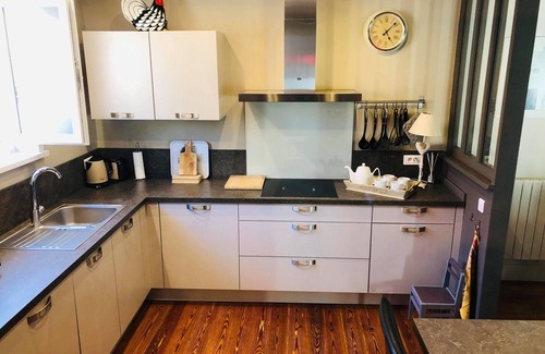 Ville Haute Cottage | Boulogne-sur-mer gite for 5 people. The heart of the old town.