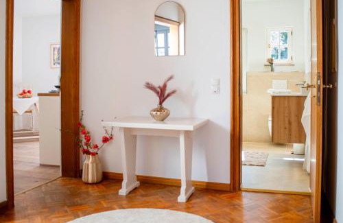 Brodenbach Apartment | Boutique Apartments in Villa direkt an der Mosel