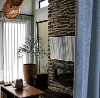 Mangawhai Heads House | Boutique Coastal Retreat with Bath Walk to Beach