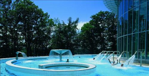 Spa Hotel | Boutique Hôtel, La Cour de la Reine, Rooftop & Bistronomique Restaurant