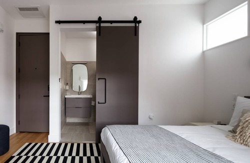 North Downtown Hotel | Boutique Hotel Suite above the Jefferson Theater on the Downtown Mall