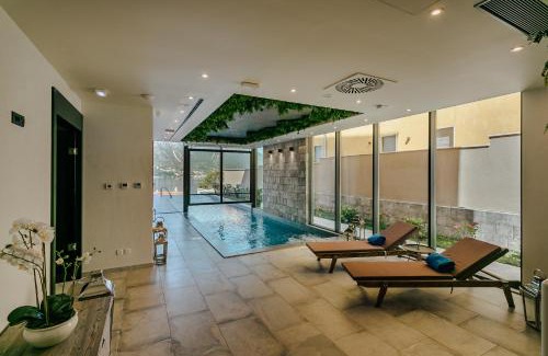 Dobrota Hotel | Boutique Hotel Casa del Mare - Vizura