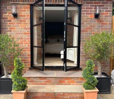 North Marston Apartment | Boutique style self contained annexe with garden