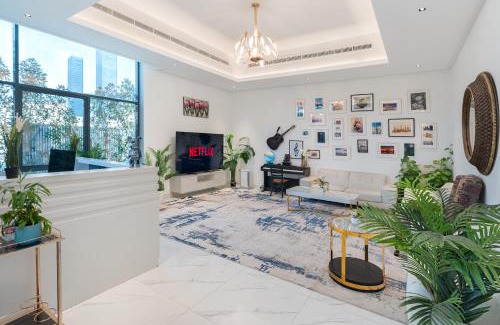 Dubai Bed & Breakfast | Boutique-Trade Center