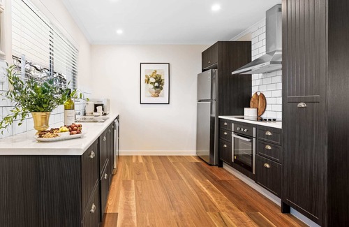 Bowral House | Bowral Beauty with Fire Place