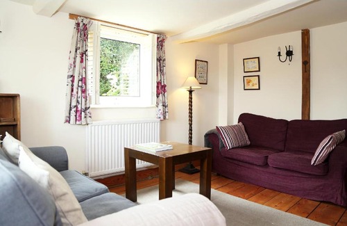 Eastling House | Box Cottage