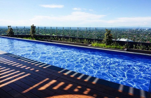 Box Hill Apartment | Boxhill 5 stars +Amazing View+ Infinity Pool+ Free Wifi