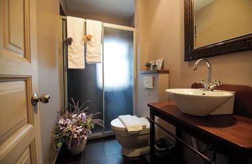 Bozcaada Bed & Breakfast | Bozcaada Biz Otel