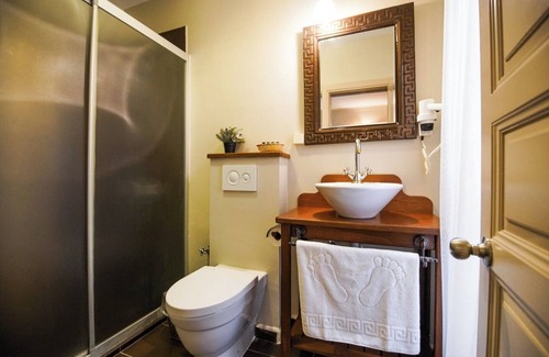 Bozcaada Bed & Breakfast | Bozcaada Biz Otel