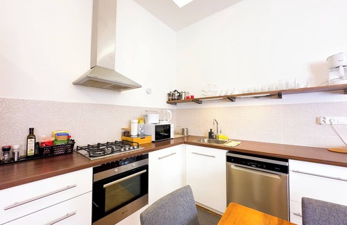 Erzsebetvaros Apartment | BP Sky - Spacious four bedroom in central Budapest