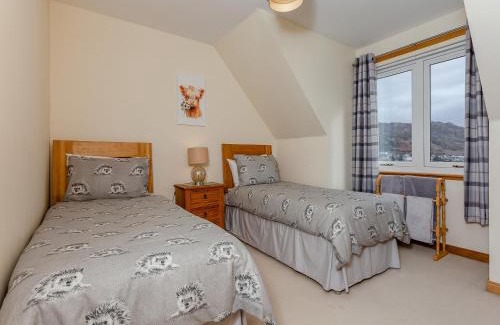The Hebrides House | Bramble Cottage