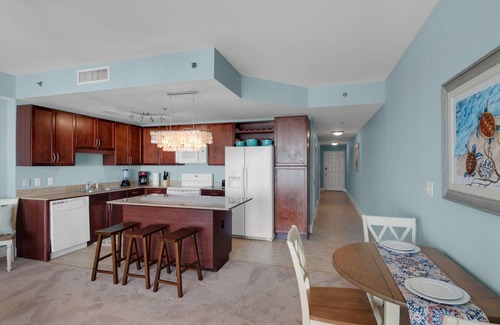 Panama City Beach Resort | Brand New 2BD/2BA Highrise Resort w/5 Pools! Fantastic Ocean View!