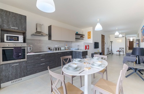 Bugibba Apartment | Brand new Beautiful and Bright 3 Bedroom Apartment H 8