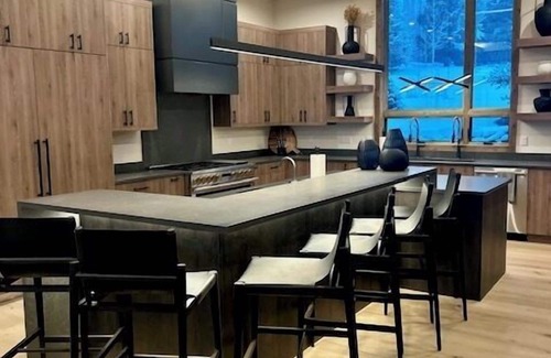 Three Peaks House | Brand New Eagles Nest Home in Silverthorne